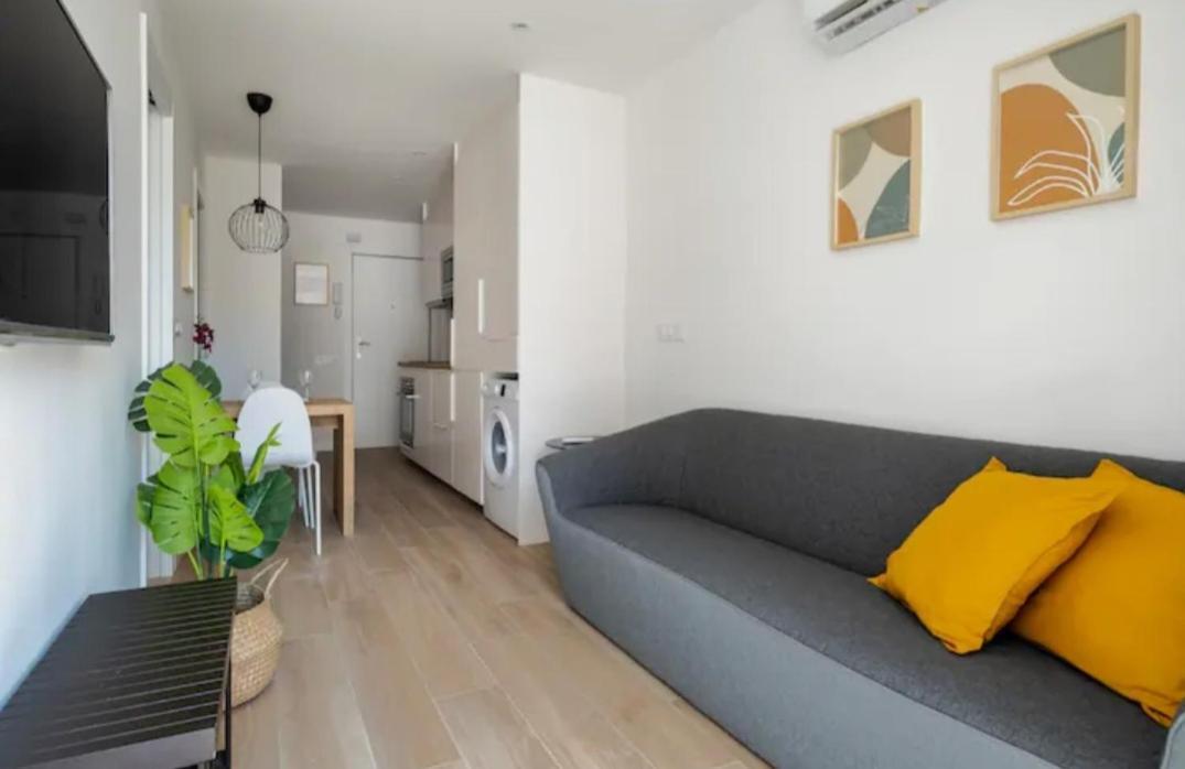 Apartment Close To The Beach San Adrián de Besós Zewnętrze zdjęcie