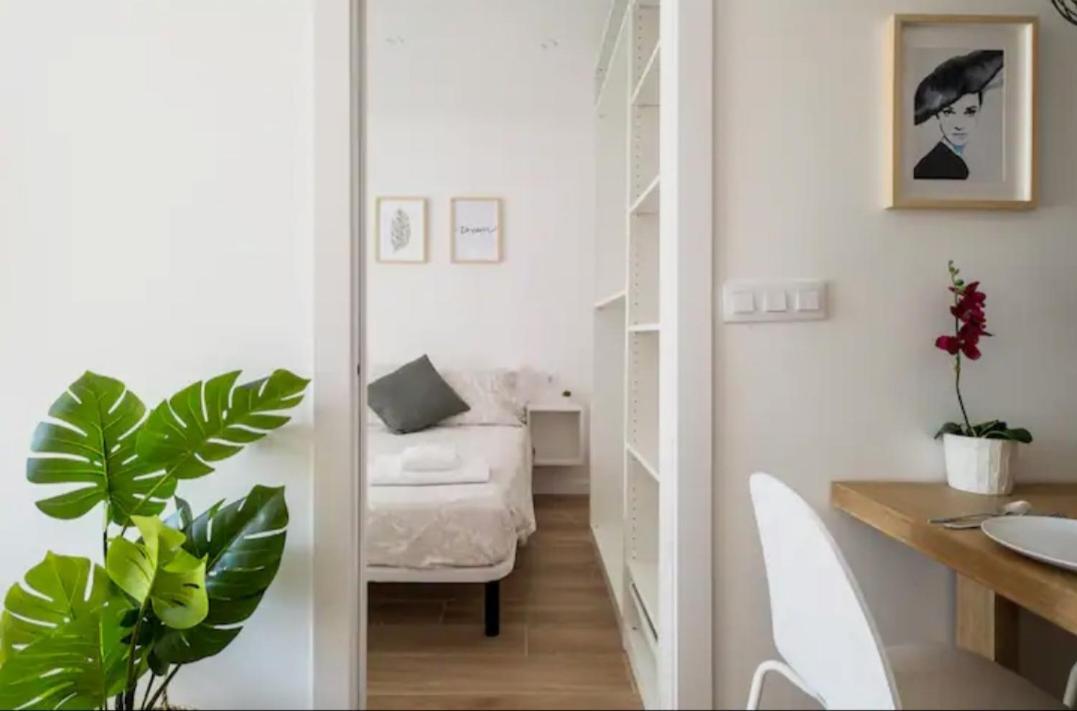 Apartment Close To The Beach San Adrián de Besós Zewnętrze zdjęcie