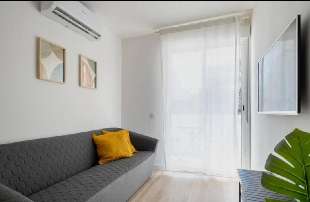 Apartment Close To The Beach San Adrián de Besós Zewnętrze zdjęcie